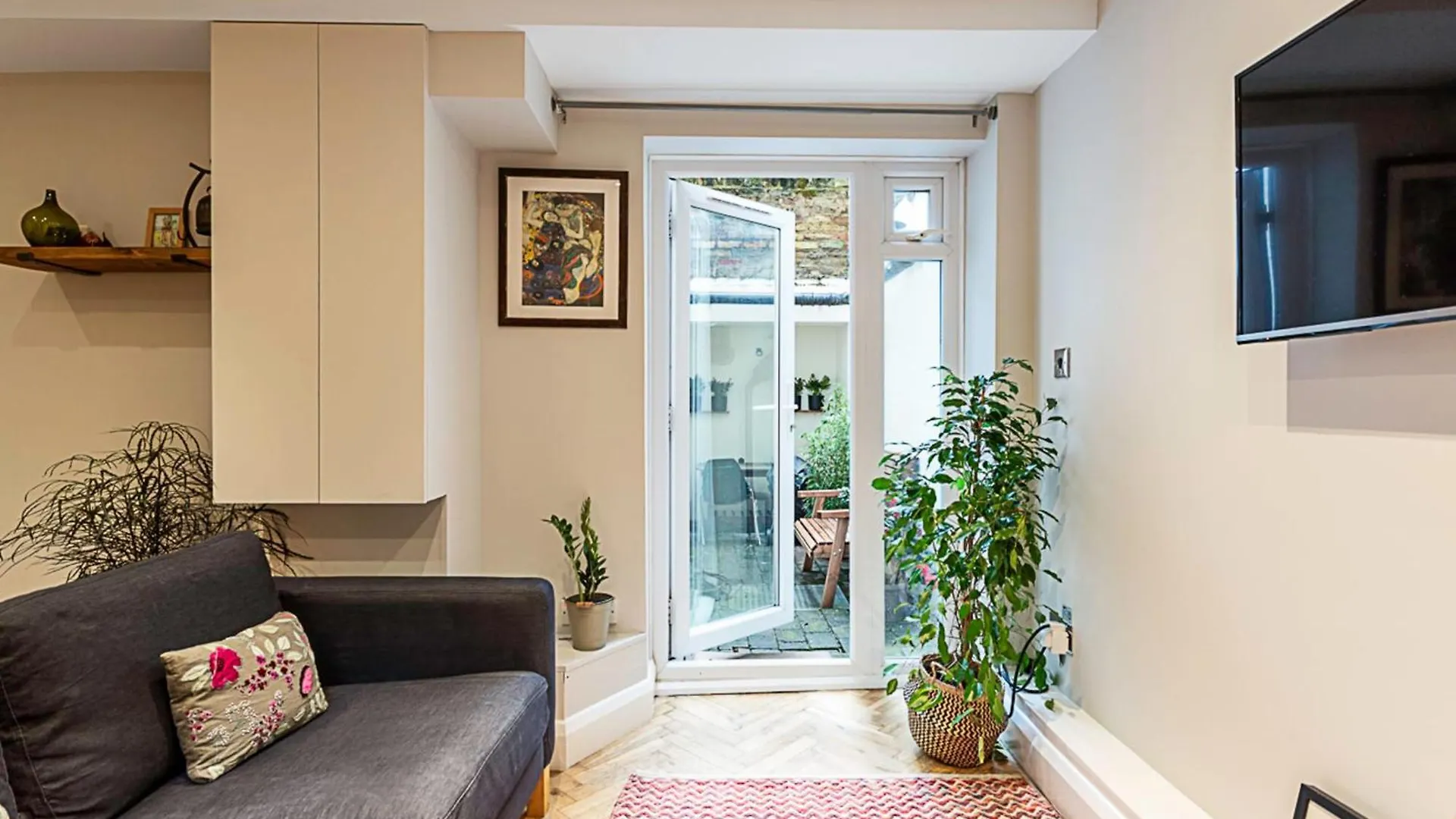 Appartement Cosy Garden Flat In Prestigious Residential Area à Londres Royaume-Uni